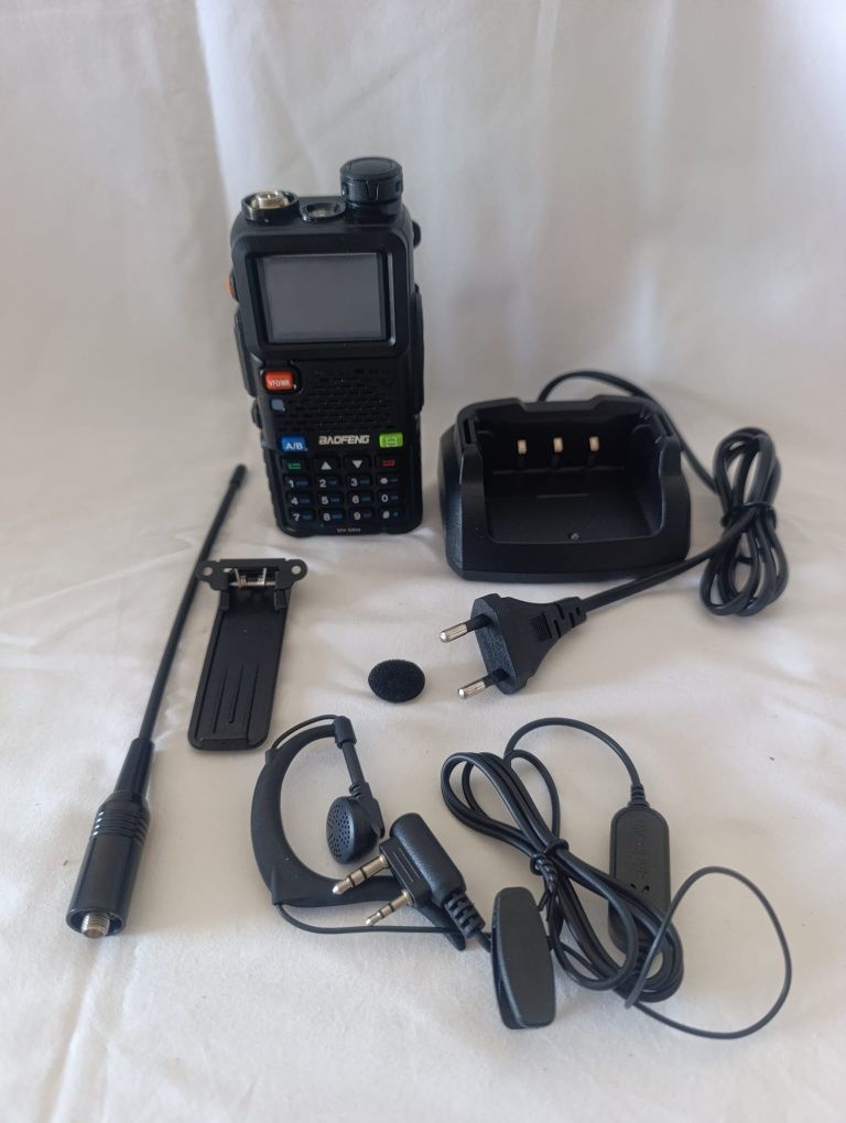 Walkie-talkie baofeng  UV-5R