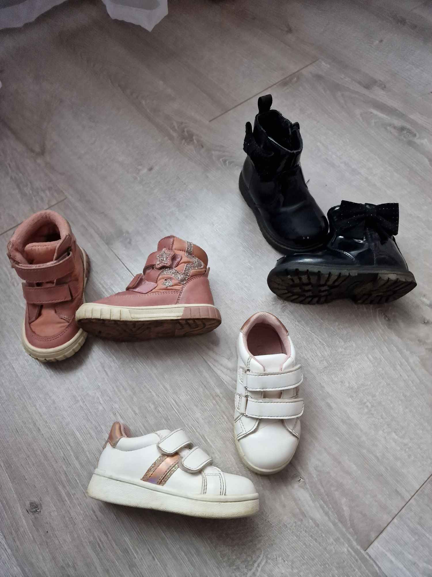 Zestaw bucików botki/kozaki CCC i adidaski deichmann 21/22