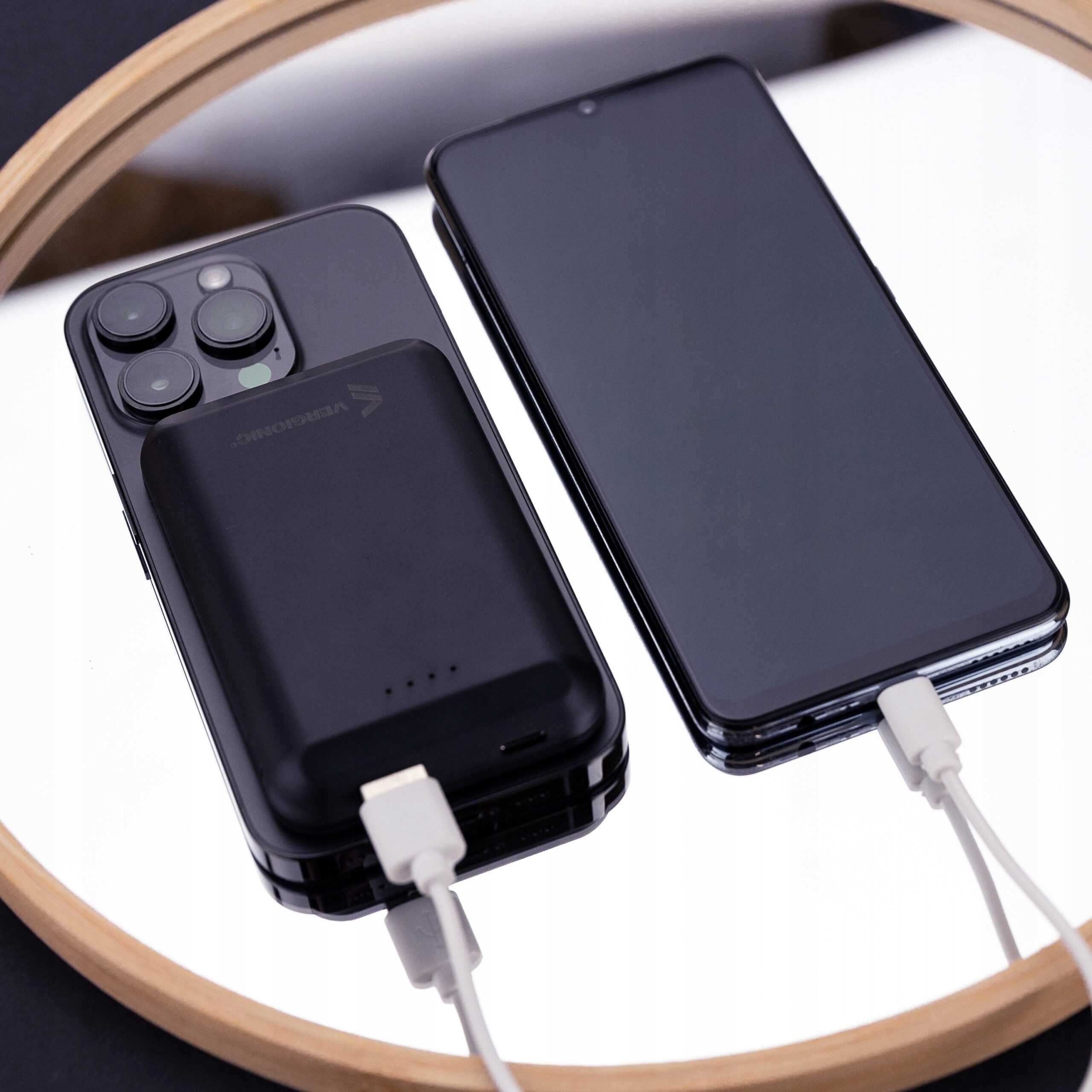 Powerbank indukcyjny 5000mah usb-c indukcja bateria