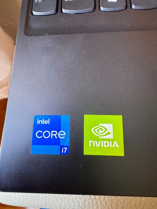 Lenovo ThinkPad E15 15.6"FullHD/i7-1165G7/16G Ram/Ssd 512G/Geforce 2Gb