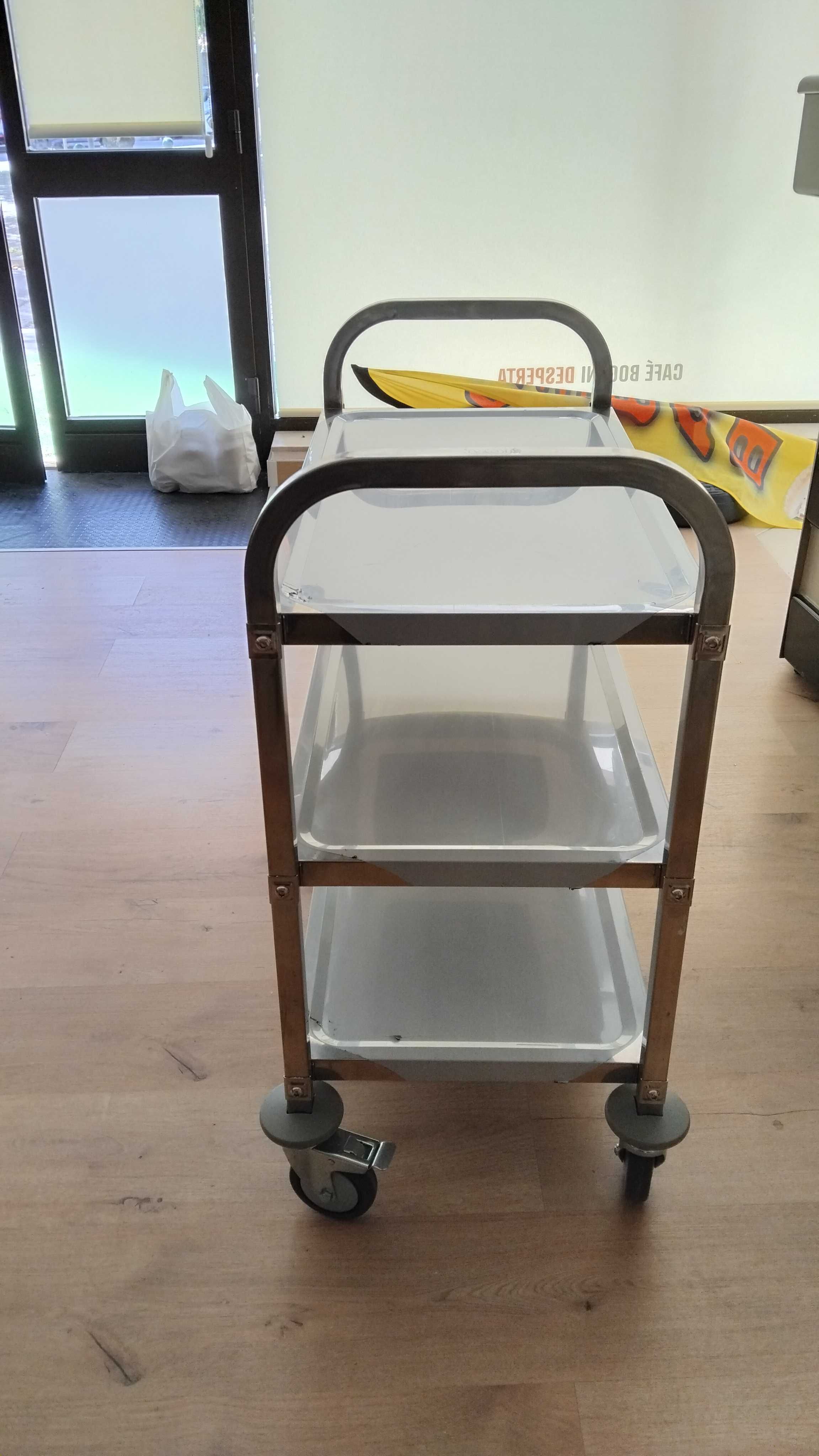 Chariot de serviço 3 prateleiras