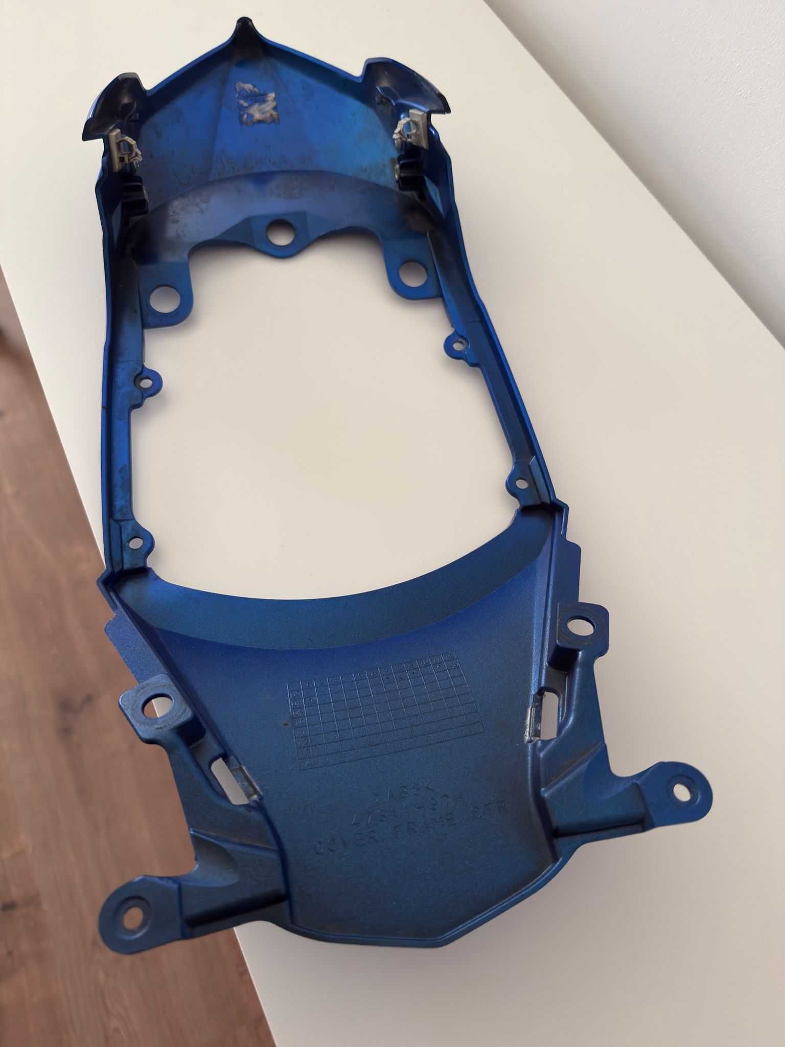 Suzuki gsxr 750 k9 peça