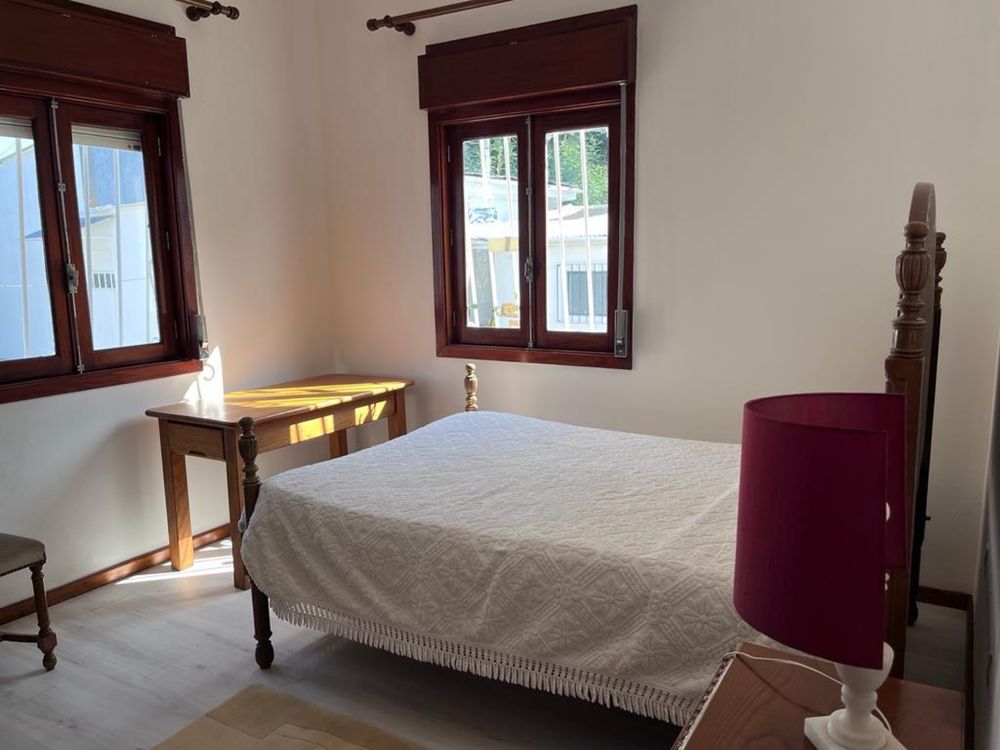 Alugo Quarto Suite em Moradia privada centro Vila Nova de Gaia