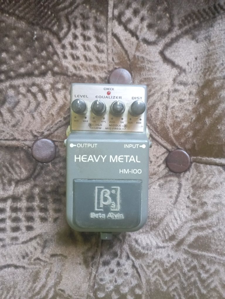 Педаль для гитары heavy metal