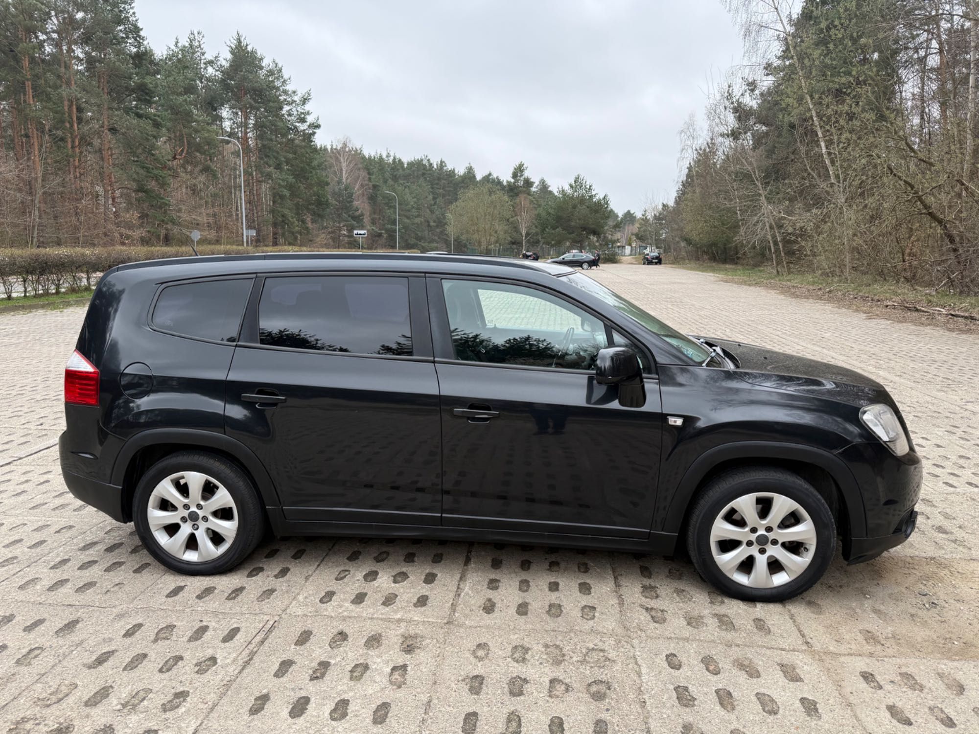 Chevrolet Orlando 2012r