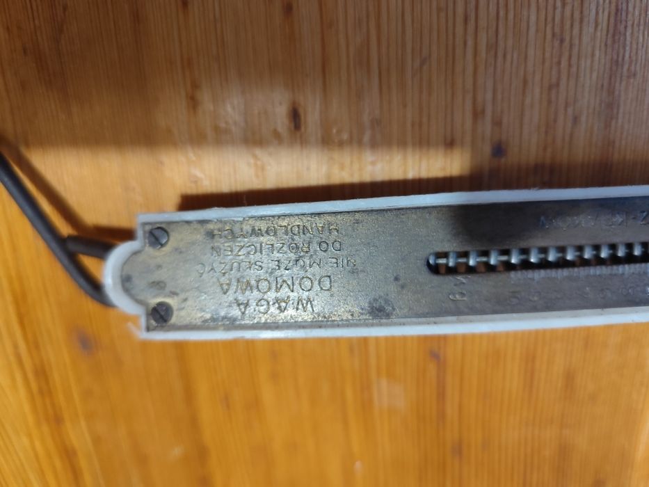 Waga domowa sprężynowa z okresu PRL