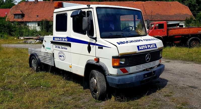 Mercedes 510 holownik Specjalny oryginał Widelec do holowania aut 91r