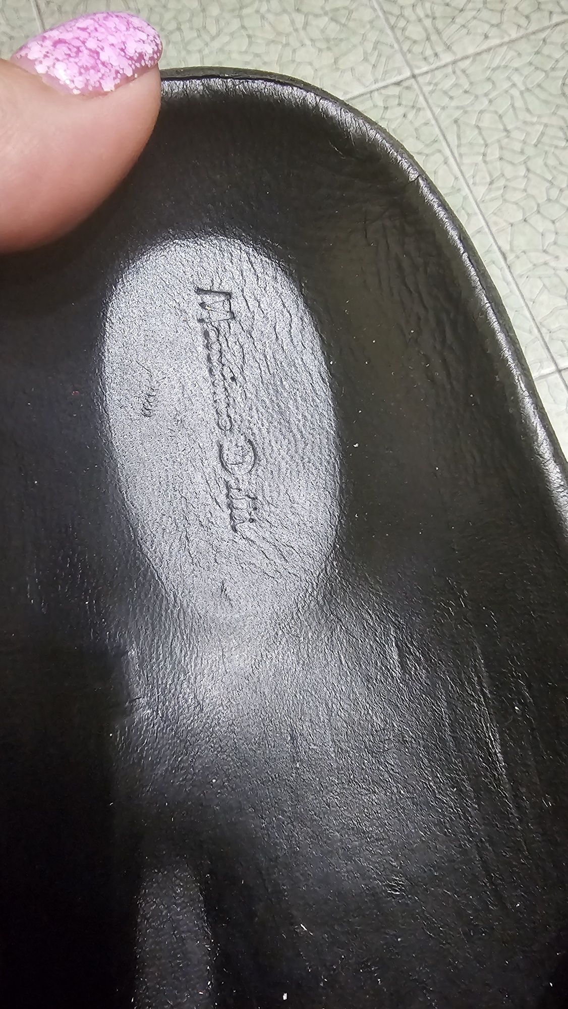Оригинальные,  кожаные босоножки " Massimo Dutti "40p.