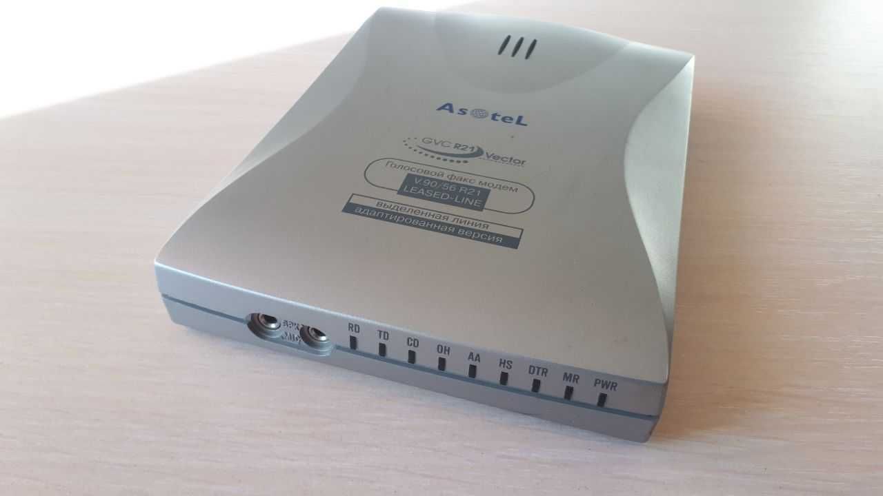 Голосовой факс-модем Asotel GVC R21