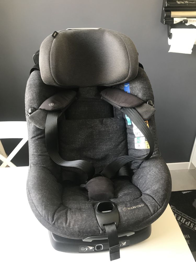 Maxi Cosi Axiss Fix , fotelik samochodowy 9-18kg