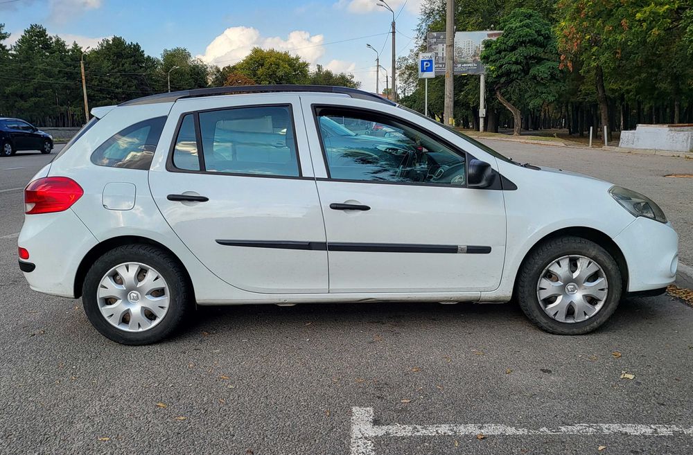 Продам Renault Clio 1.2 2012 ПО ТП