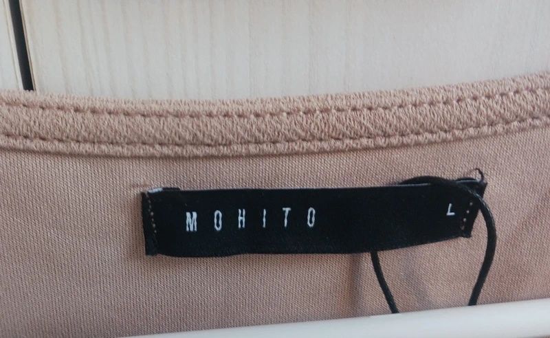 Sukienka z długim rękawem Mohito