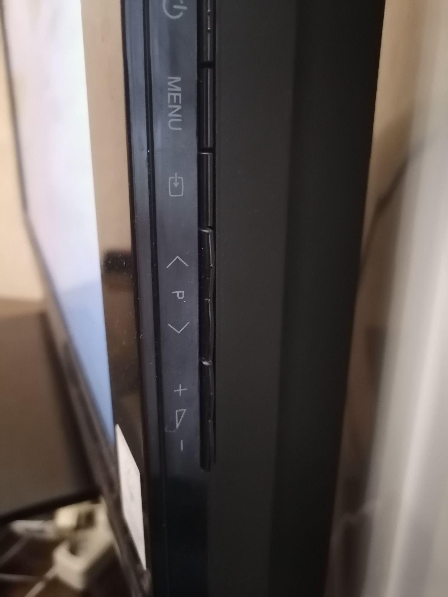 ЖК телевизор Sharp 32"