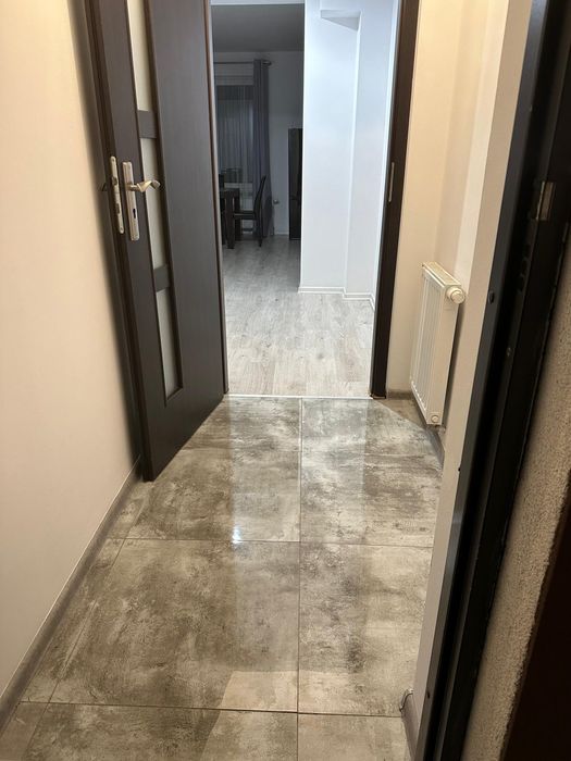 Wynajmę mieszkanie M-6 oś. Władysława 4 pokoje