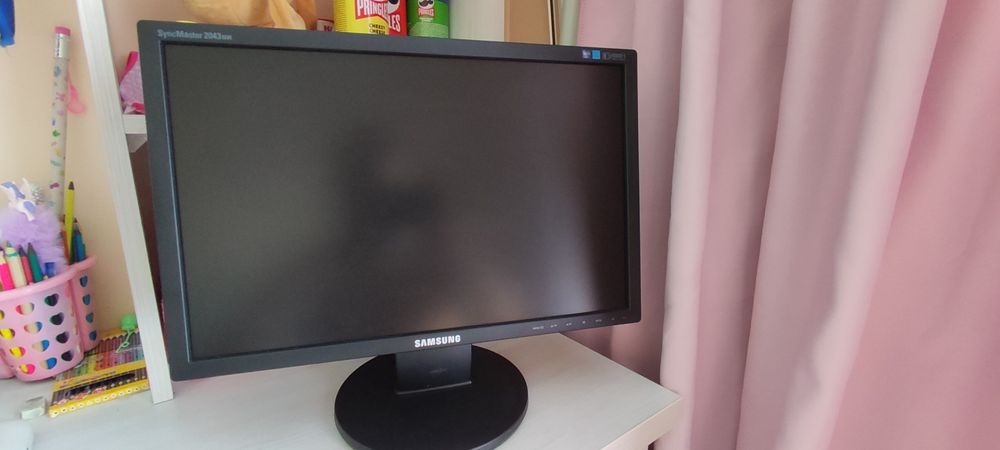 Монитор Samsung Syncmaster 20'