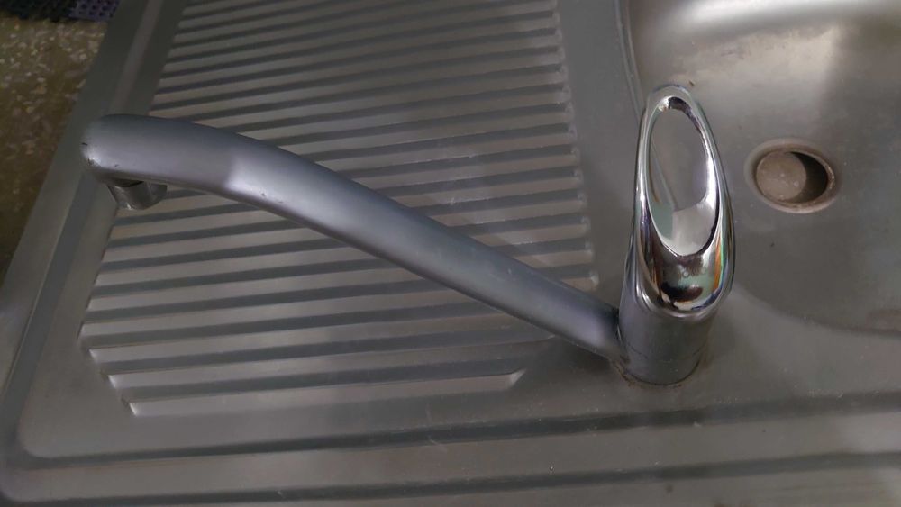 Продам мойка врезная с крылом на кухню под столешницу 80x60