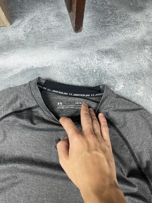 Компромесійна Термо Футболка Under Armour з логотипом на грудях