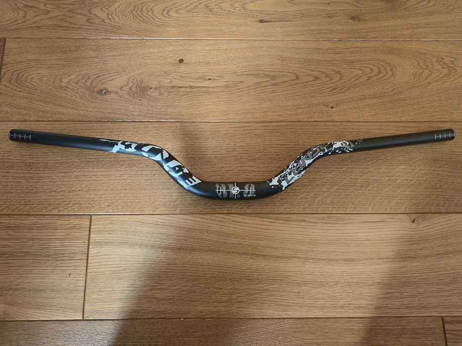 Kierownica gięta Lunje 780 mm, 31,8 mm, wznios 70 mm