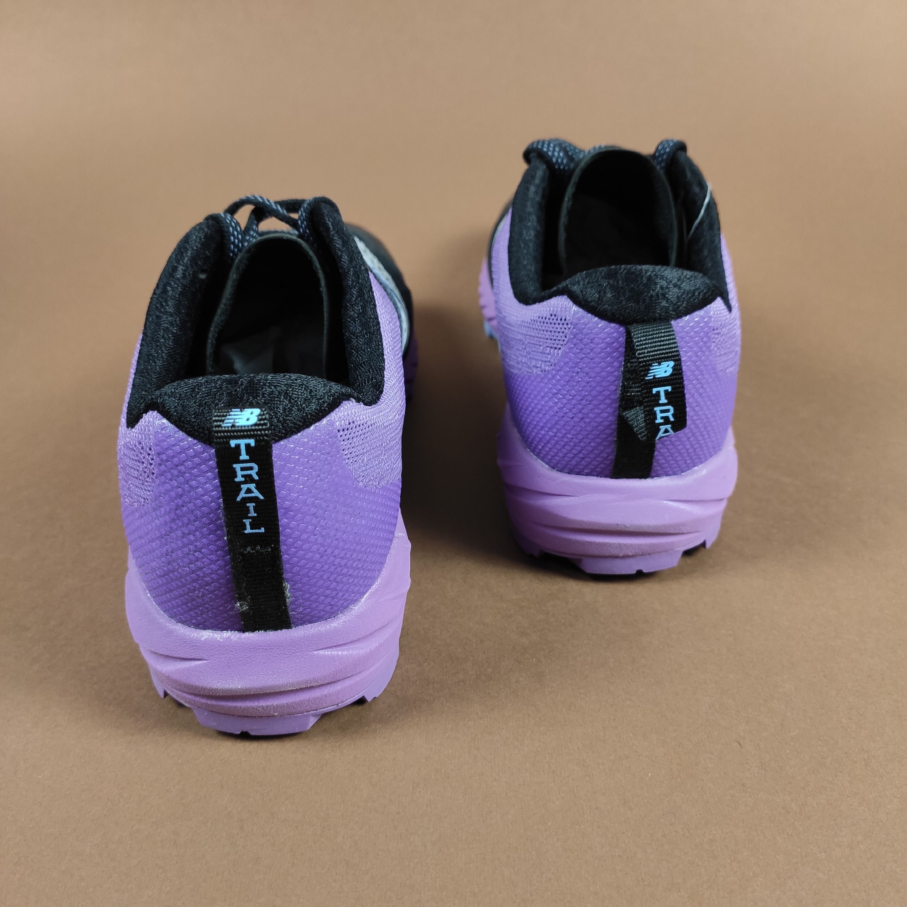 New Balance жіночі трейлові кросівки