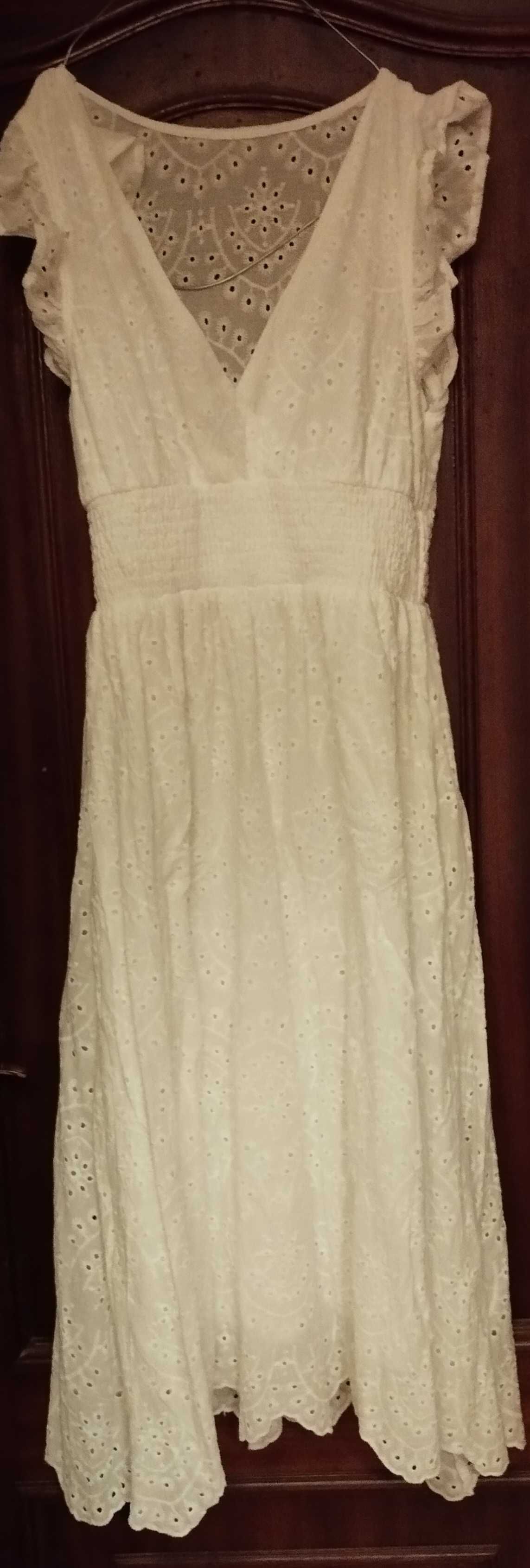 Vendo vestido branco midi novo com bordados - Tamanho S (36)