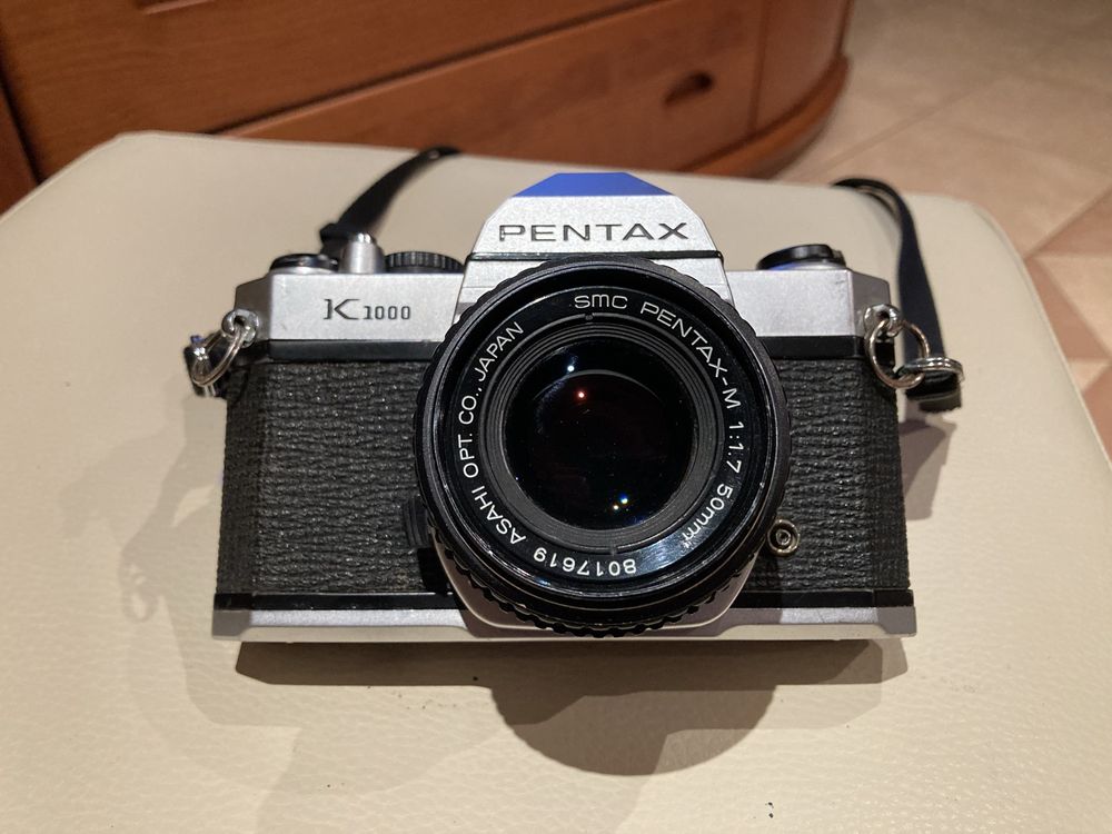 Camera fotográfica Pentax K1000, analógico