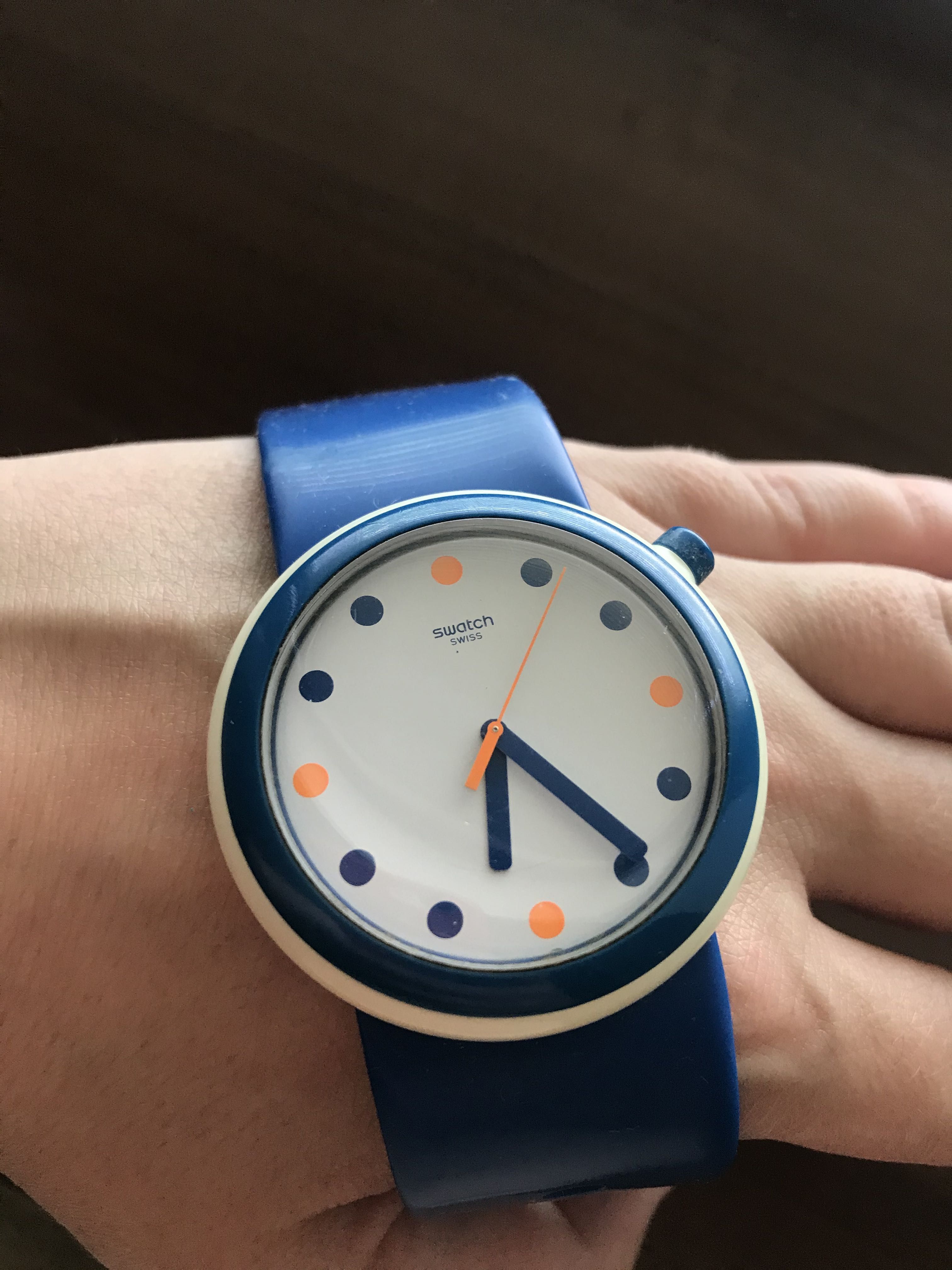 Часы Swatch POPINESS