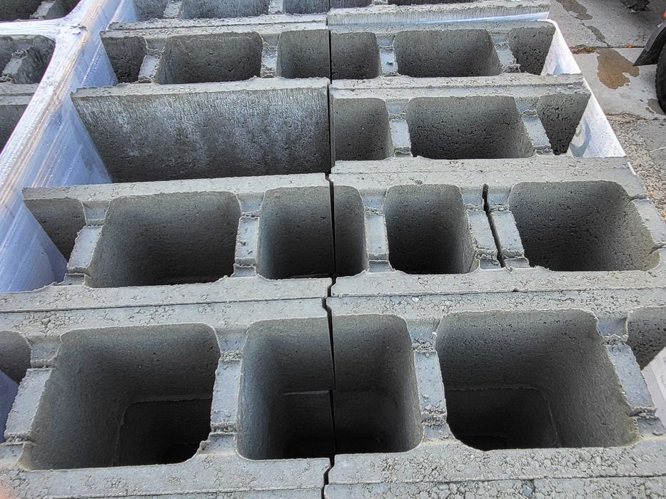 Pustak szalunkowy betonowy zalewowy bloczek PBS24 Brutto 24x24x50