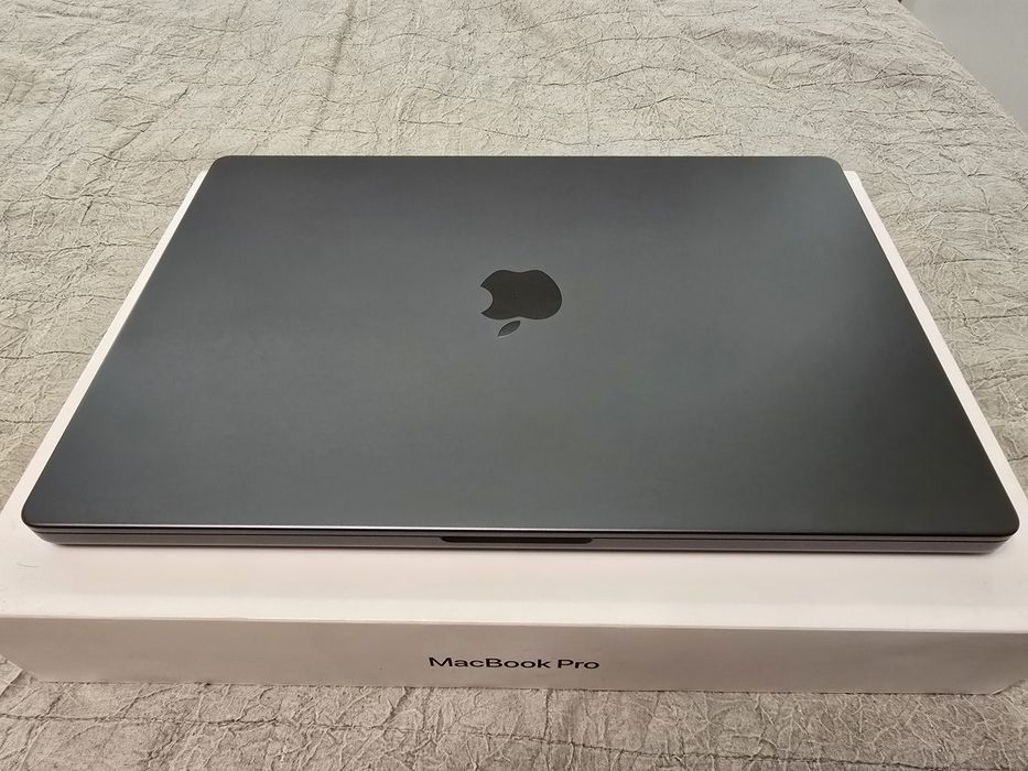 MacBook Pro 16" Apple M3 Pro 18GB/512GB Space Black 2023