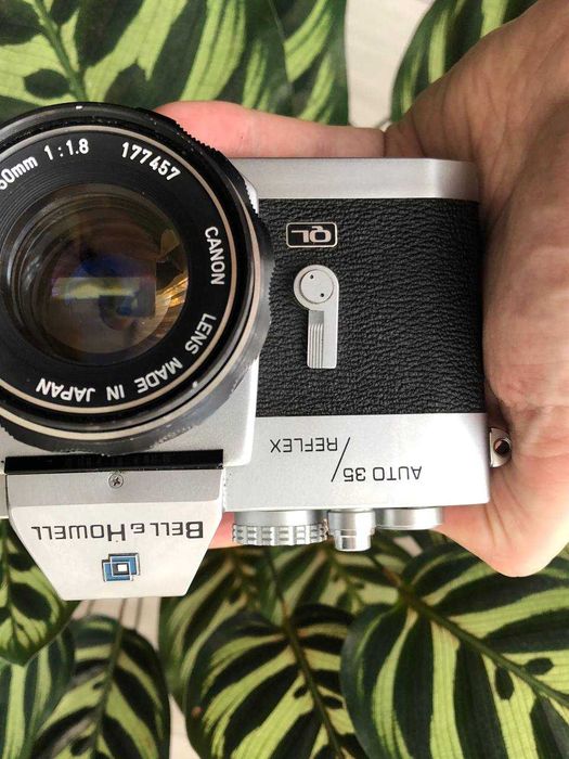Фотокамера Bell & Howell Auto 35 Reflex з Canon EX 50mm 1.8