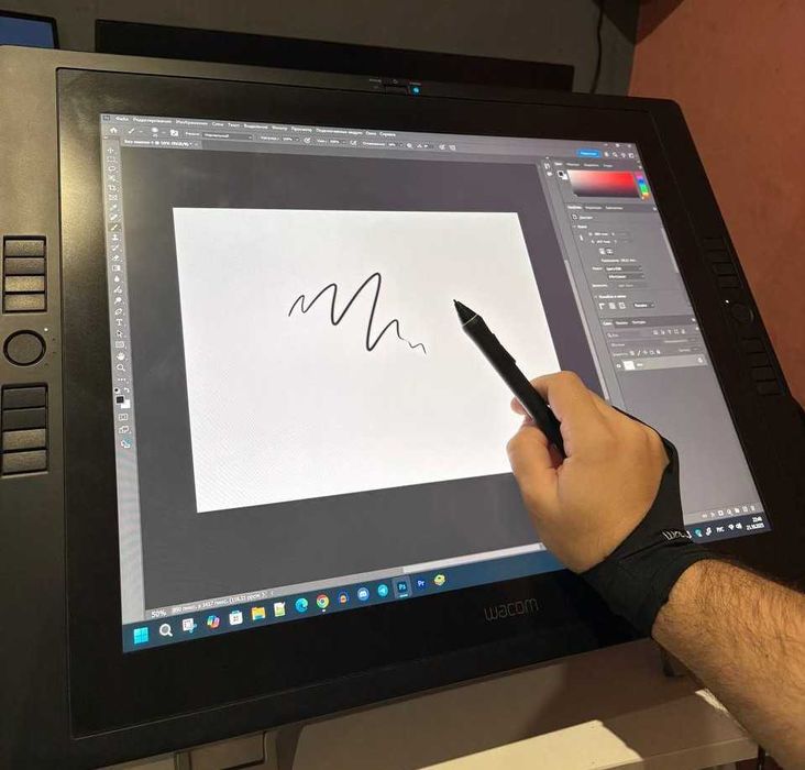Wacom Cintiq 21UX 2nd Gen — графический планшет-монитор