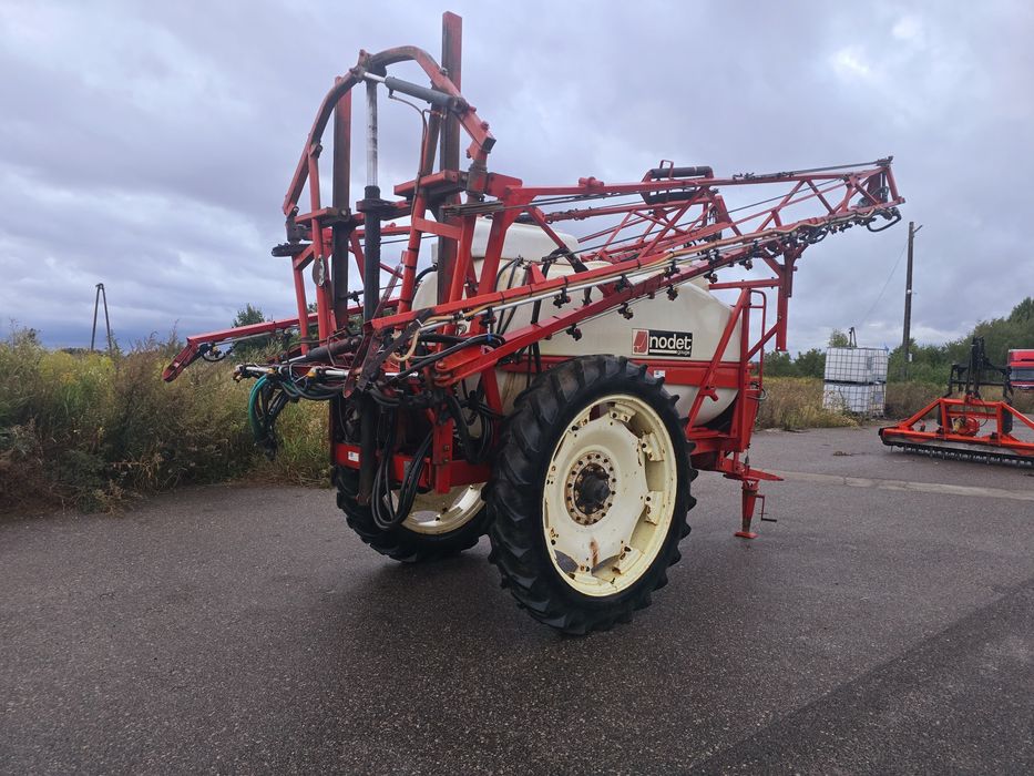 Opryskiwacz Kuhn Nodet 24m 3000L własna hydraulika