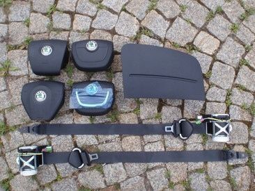 SKODA PRAKTIK AIRBAG AIR PODUSZKI ROOMSTER PASY