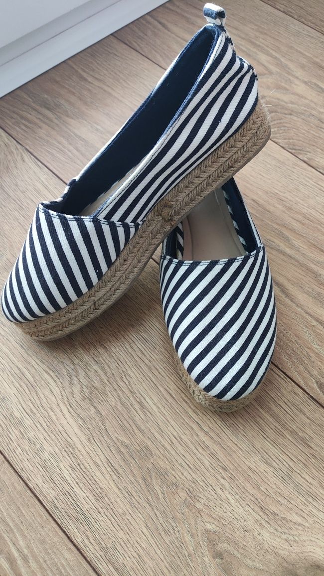 Espadryle, marynarski styl, platforma, wysoka podeszwa