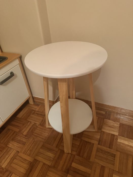 Mesa de apoio / cabeceira