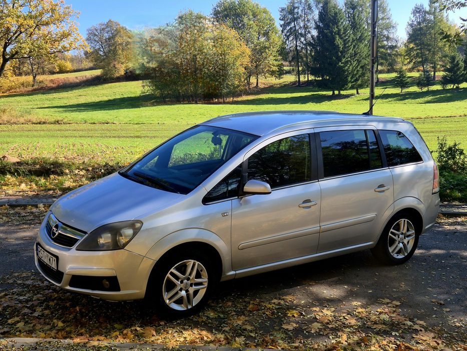 Opel zafira 1.8 B+lpg/2007r/7-miejsc/hak/Butla na 10 lat
