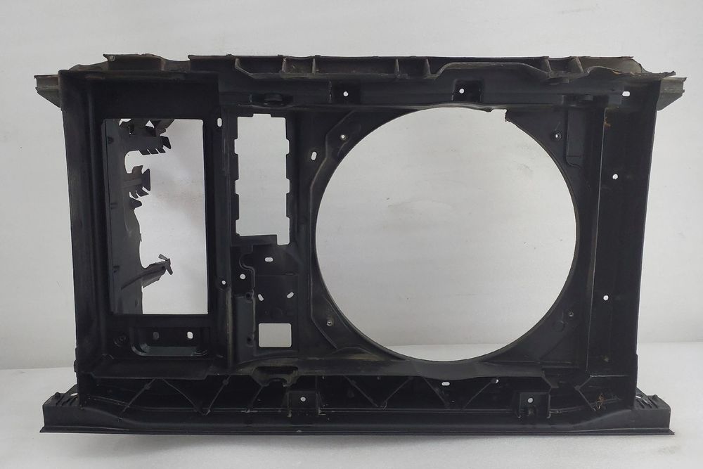 Frente em fibra ou chapa PEUGEOT Partner II