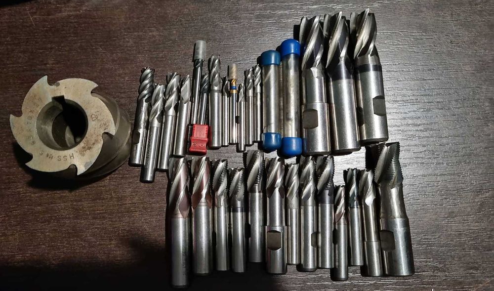 Sprzedam frezy do metalu