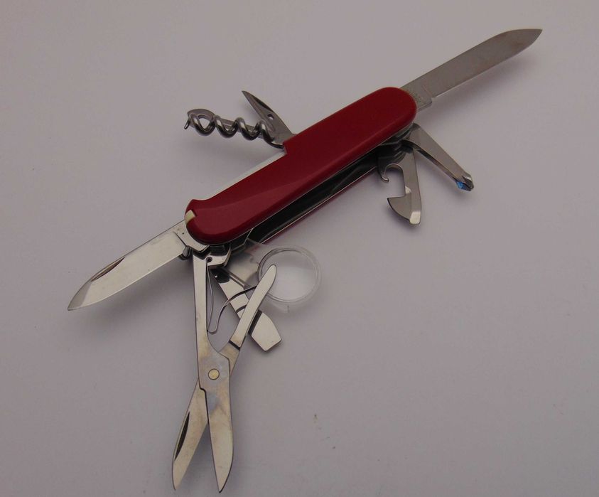 Scyzoryk VICTORINOX Explorer # lupa # nożyczki # otwieracz # SZWAJCAR