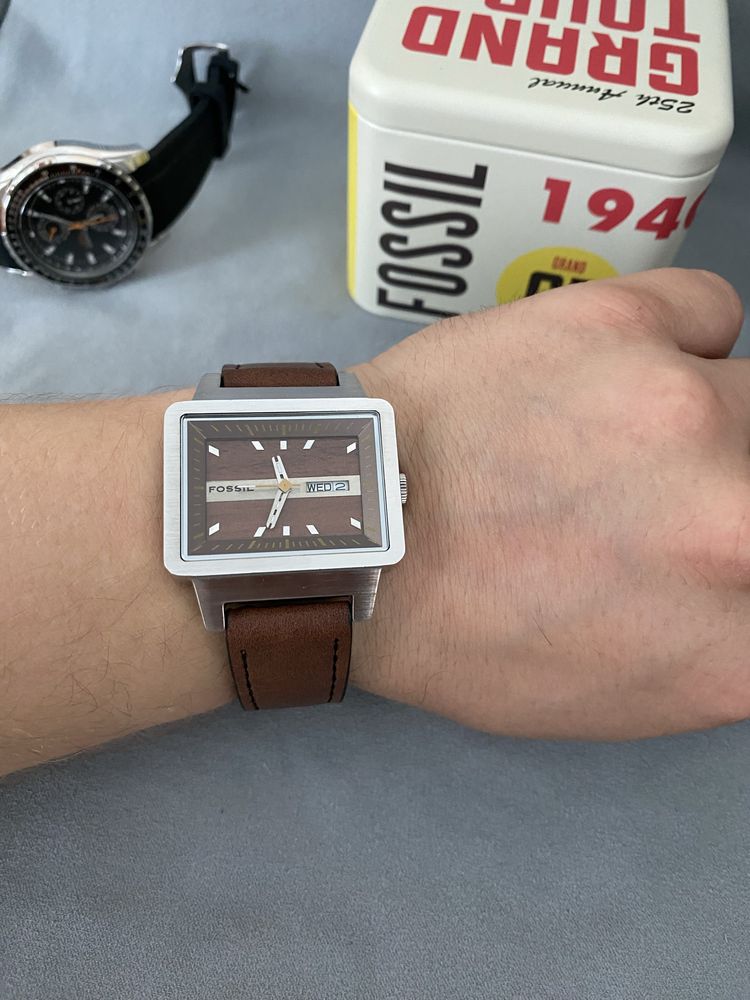 FOSSIL JR-9867 – unikatowy zegarek z lat 90.