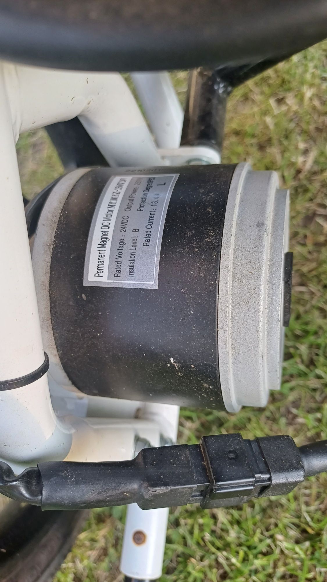 Wózek inwalidzki elektryczny