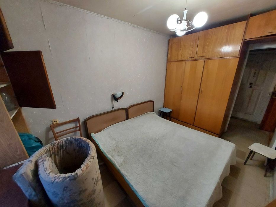 Продам 2 кімн. квартиру в "Китайці" (пр-т Героїв 12 Перемога 4 Дніпро)