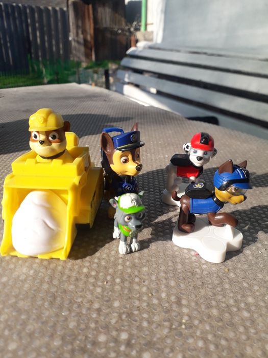 Фігкрки щенячий патруль, машинки