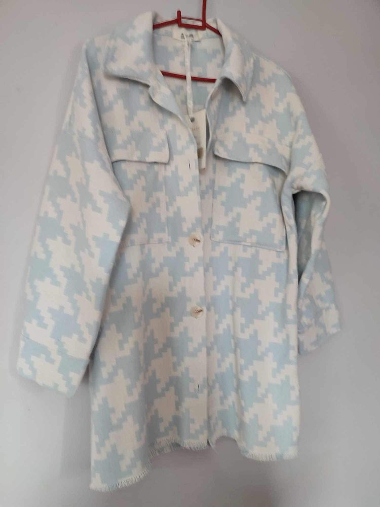 damska kurtka koszulowa  w jasnoniebieskie puzzle, Miho’s,r. Uni