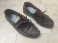 Sapatos de vela castanho escuro