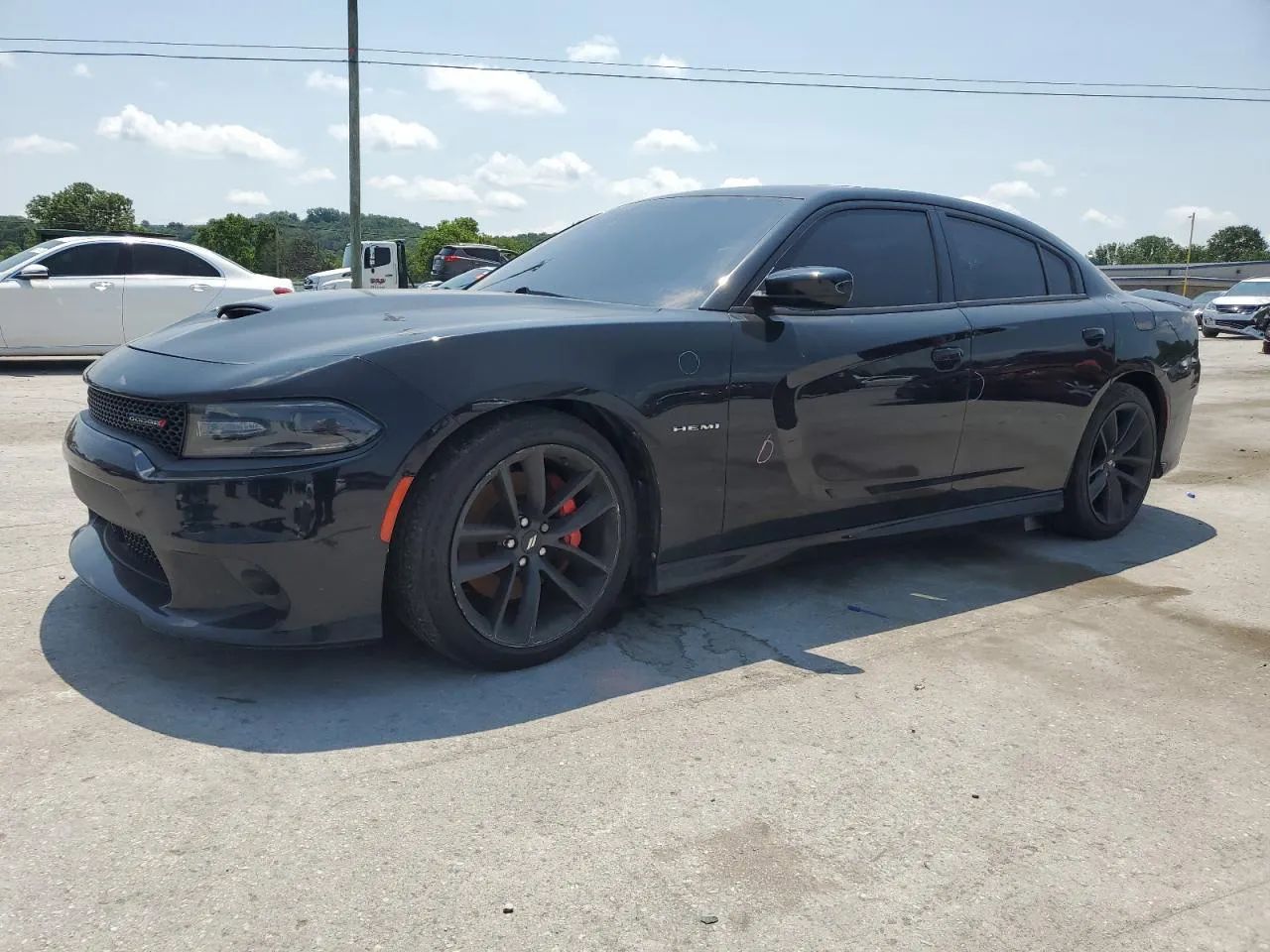 Dodge Charger HEMI Wersja R/T – sportowe osiągi i agresywny design