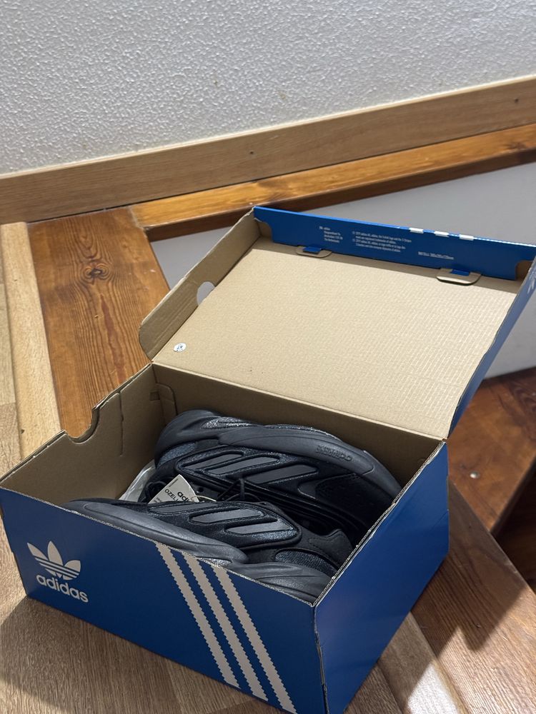 Adidas Ozelia Preto