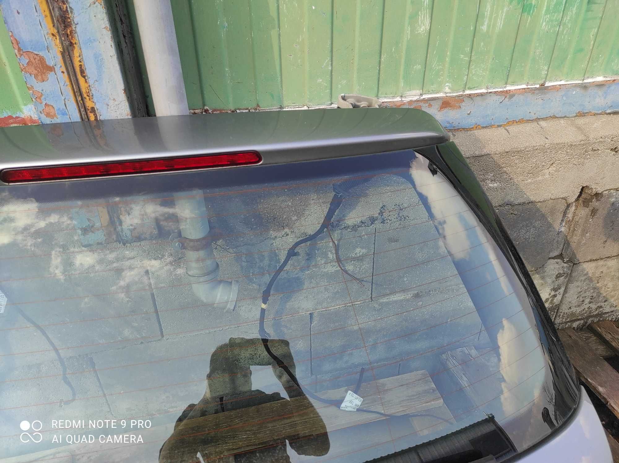 Audi a4 b7 kombi LY7G klapa bagażnika w kolor