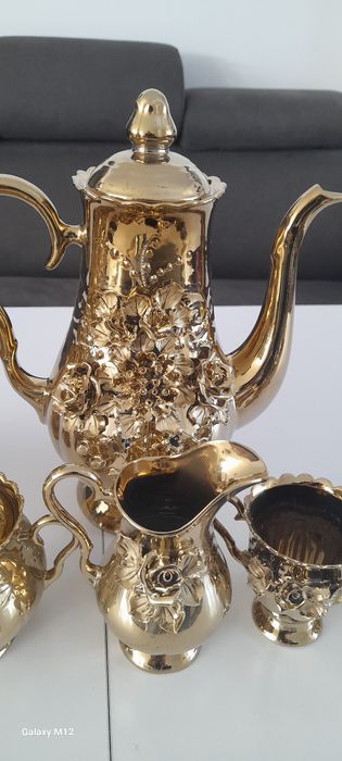 Zestaw kawowy porcelana+szkliwo złote