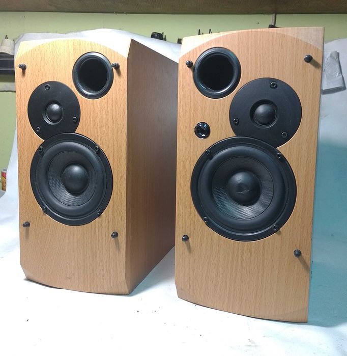 Колонки активные Sven