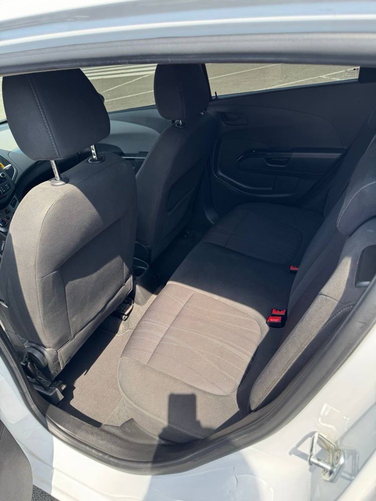 Chevrolet Aveo T300 2012